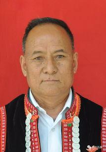 吃瓜村支部书记