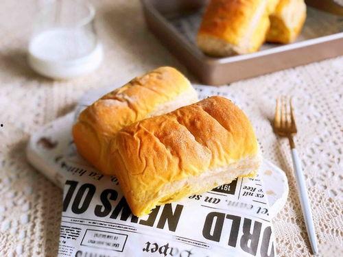 带你吃瓜椰蓉面包